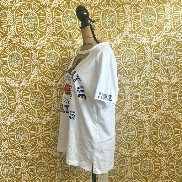 PINK Victoria’s Secret Collegiate Collection RARE Florida Gators Cutout Tee Sz M - Picture 6 of 7